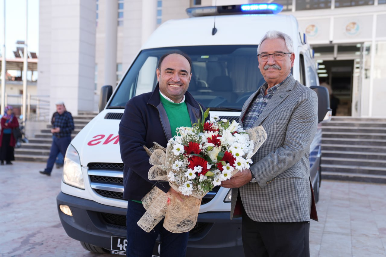 Esnaf Hastanesinden Seydikemer Belediyesine Araç Desteği 2