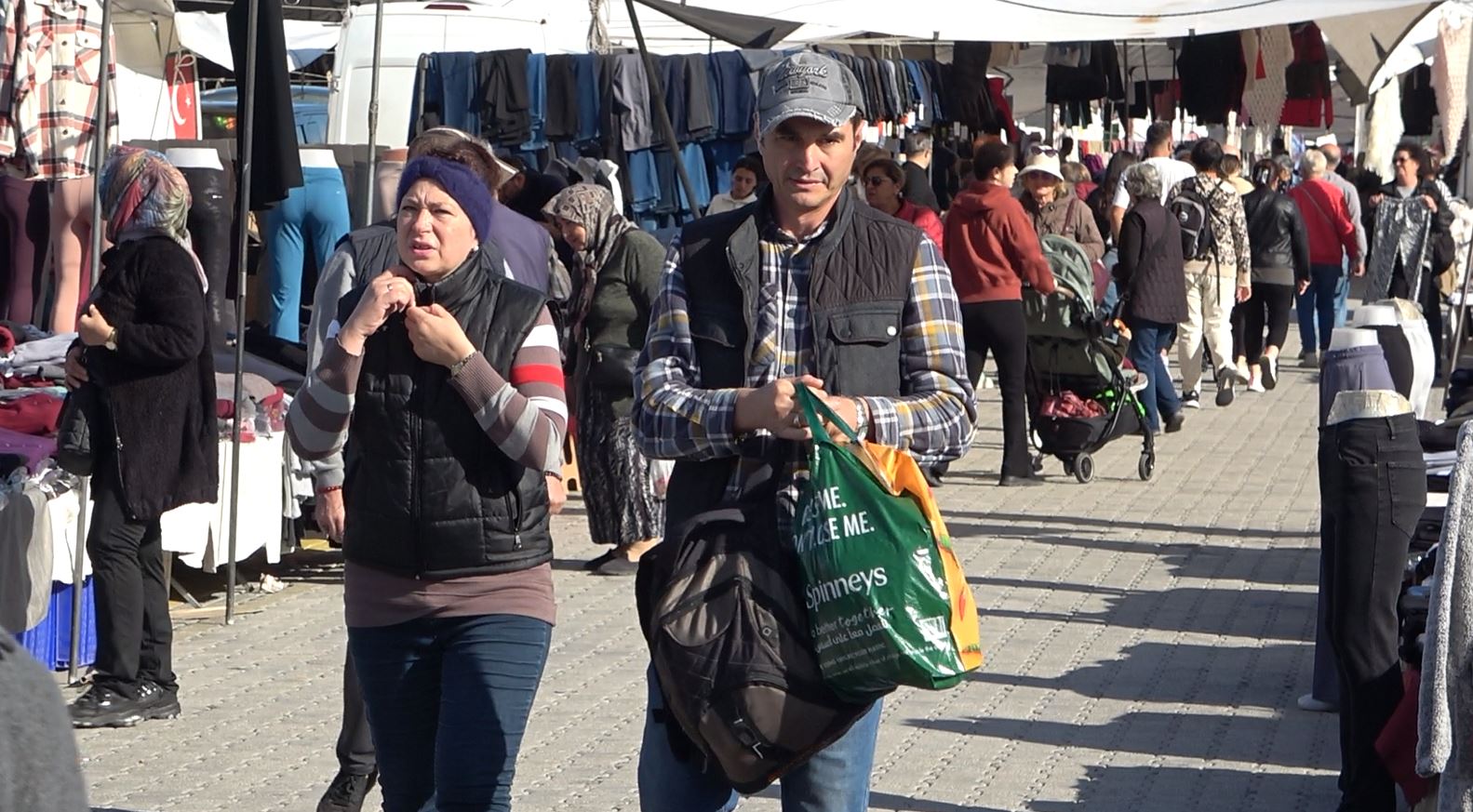 Fethiye Salı Pazarı’nda Kış Sezonu Başladı (2)