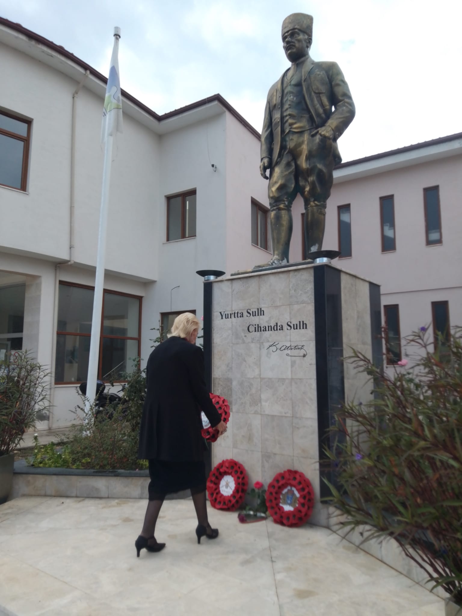 Fethiye’deki İngilizler Atatürk’ü Törenle Andı (4)