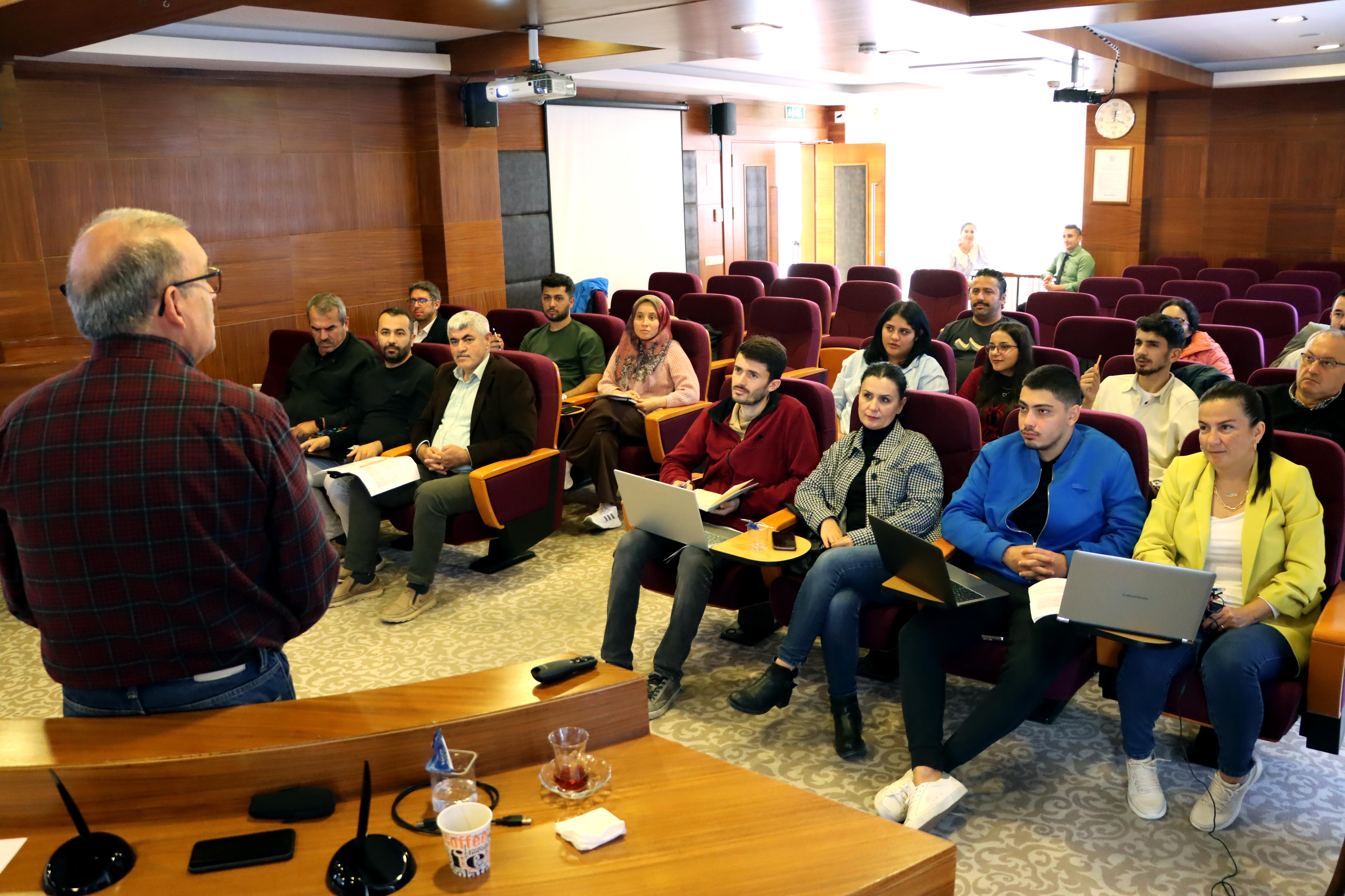 Ftso Akademi’nin, İhracat Eğitimi Yoğun İlgi Gördü (8)