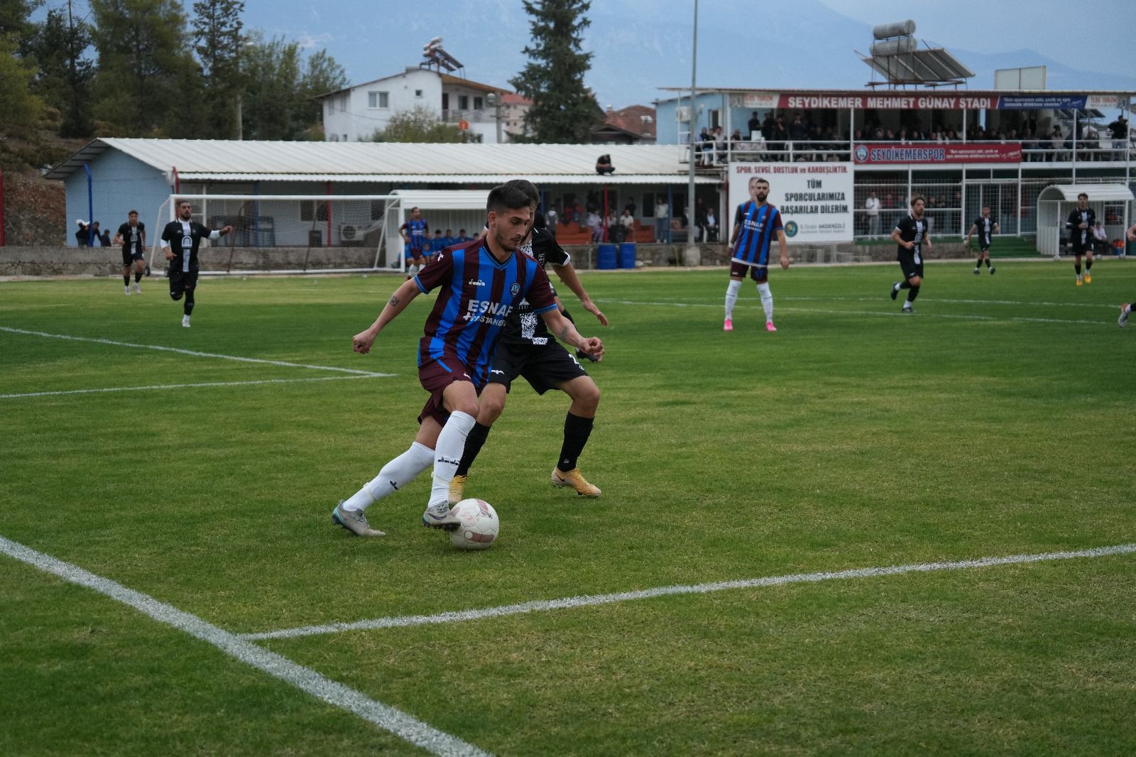 Seydikemerspor, 3 Puanı 3 Golle Aldı (1)