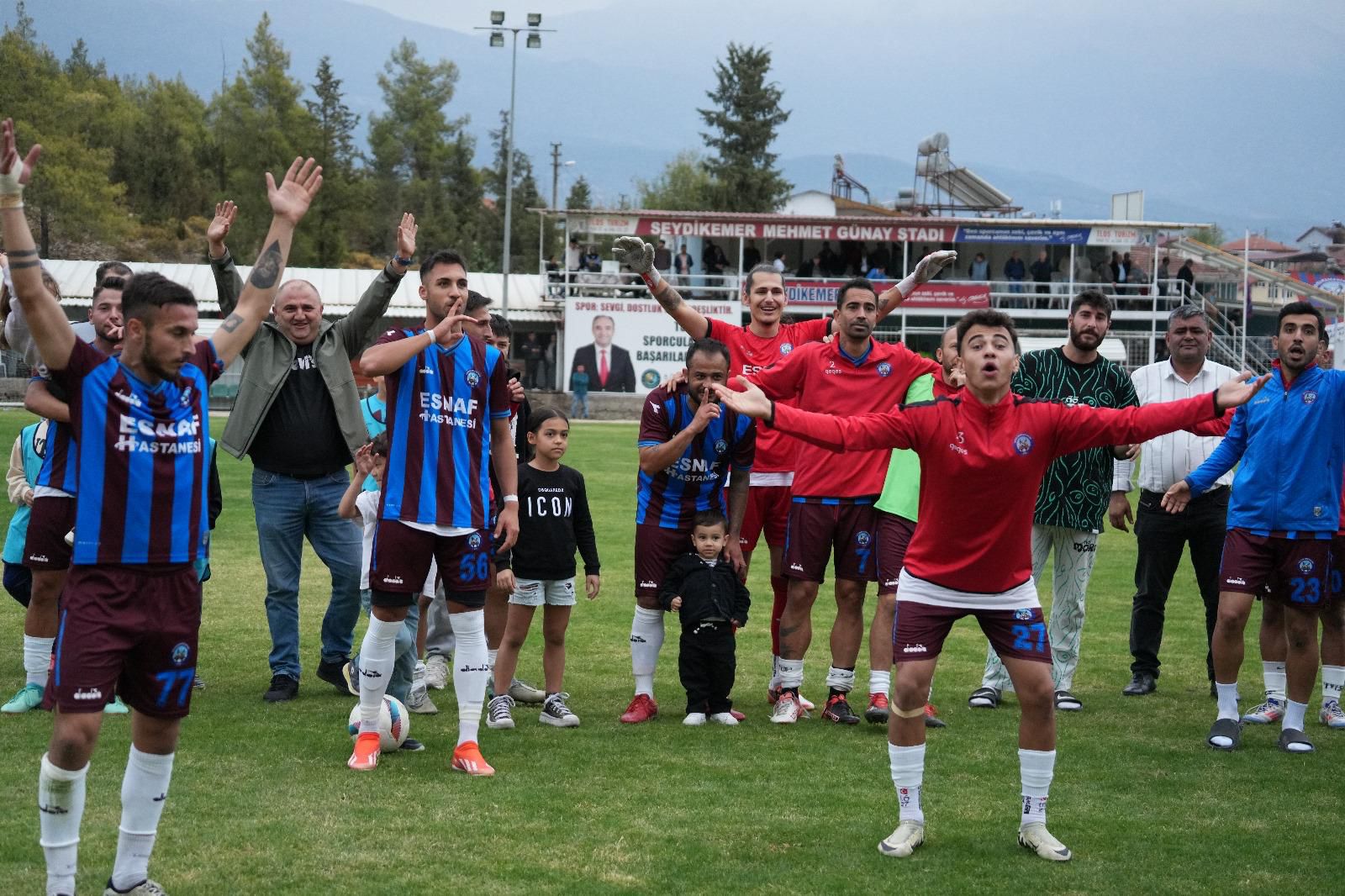 Seydikemerspor, 3 Puanı 3 Golle Aldı (3)