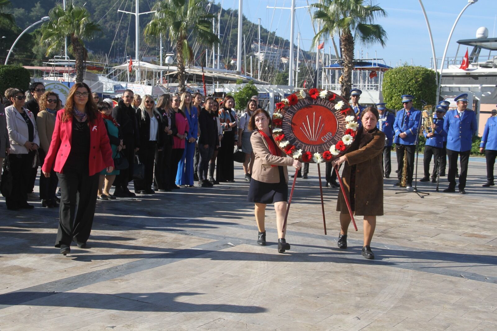 5 Aralık Dünya Kadın Hakları Günü'nde Fethiye'de Tören Düzenlendi (1)