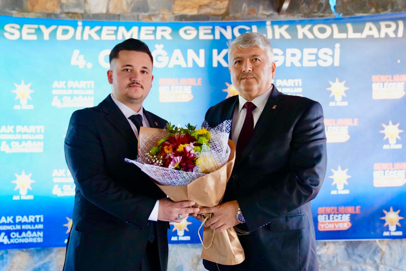 Ak Parti Seydikemer Gençlik Kolları Başkanı Emre Keş Oldu (1)