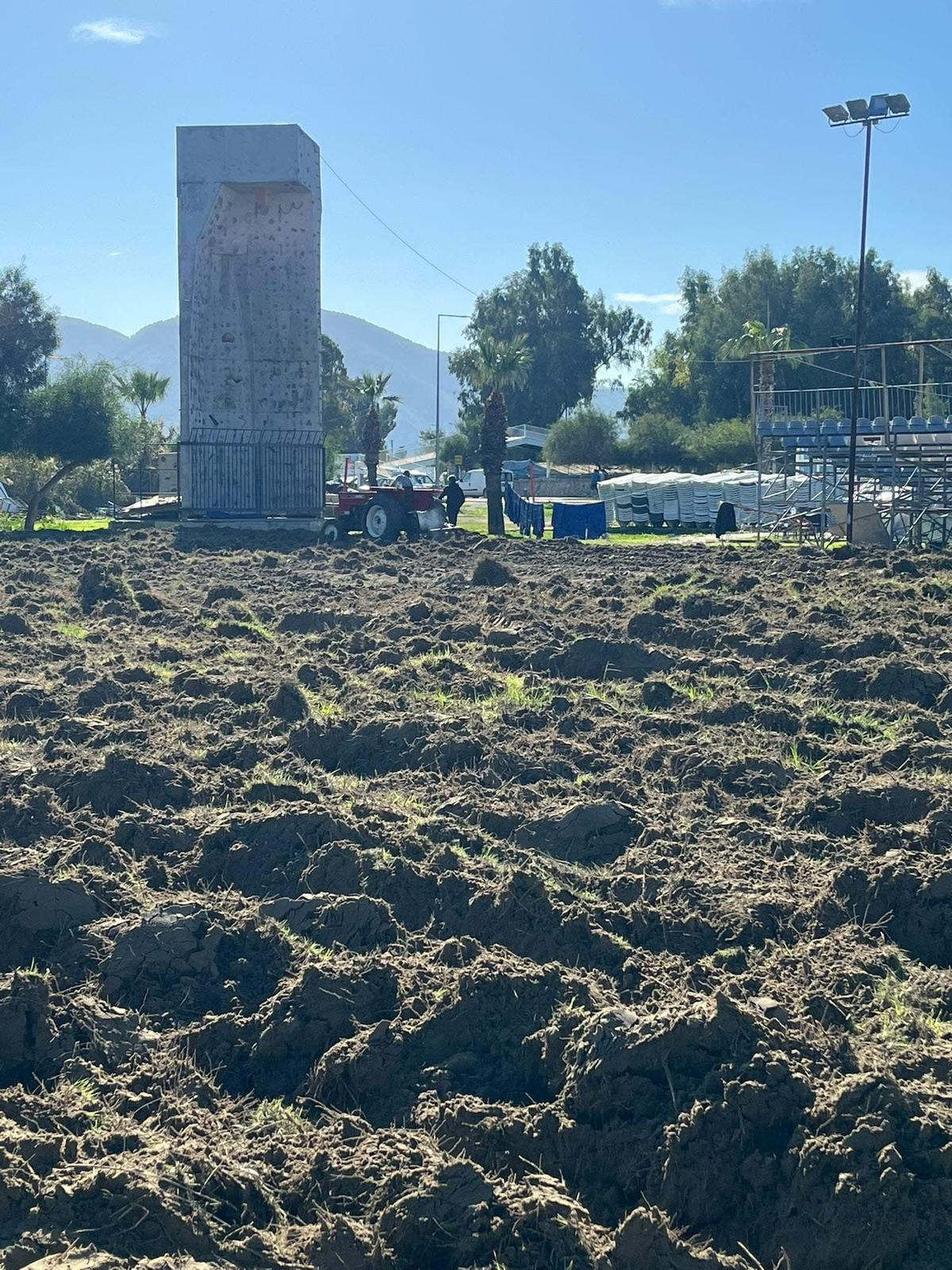 Çalış Plaj Sporları Tesisi'nde Yenileme Ve Bakım Çalışmaları Başladı (4)