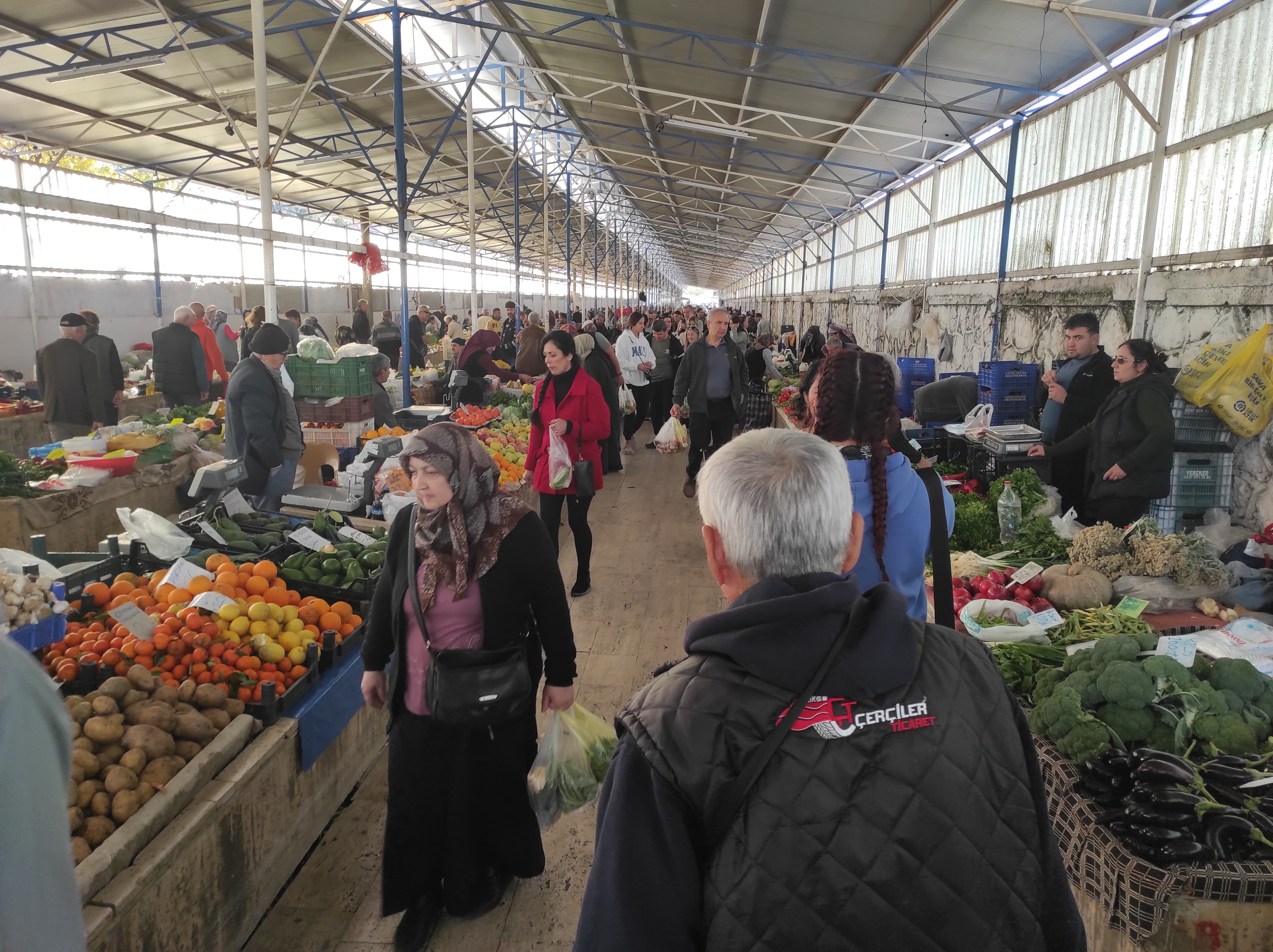 Cuma Pazarı’nda Bağışıklığı Güçlendiren Ürünlere Yoğun İlgi (6)