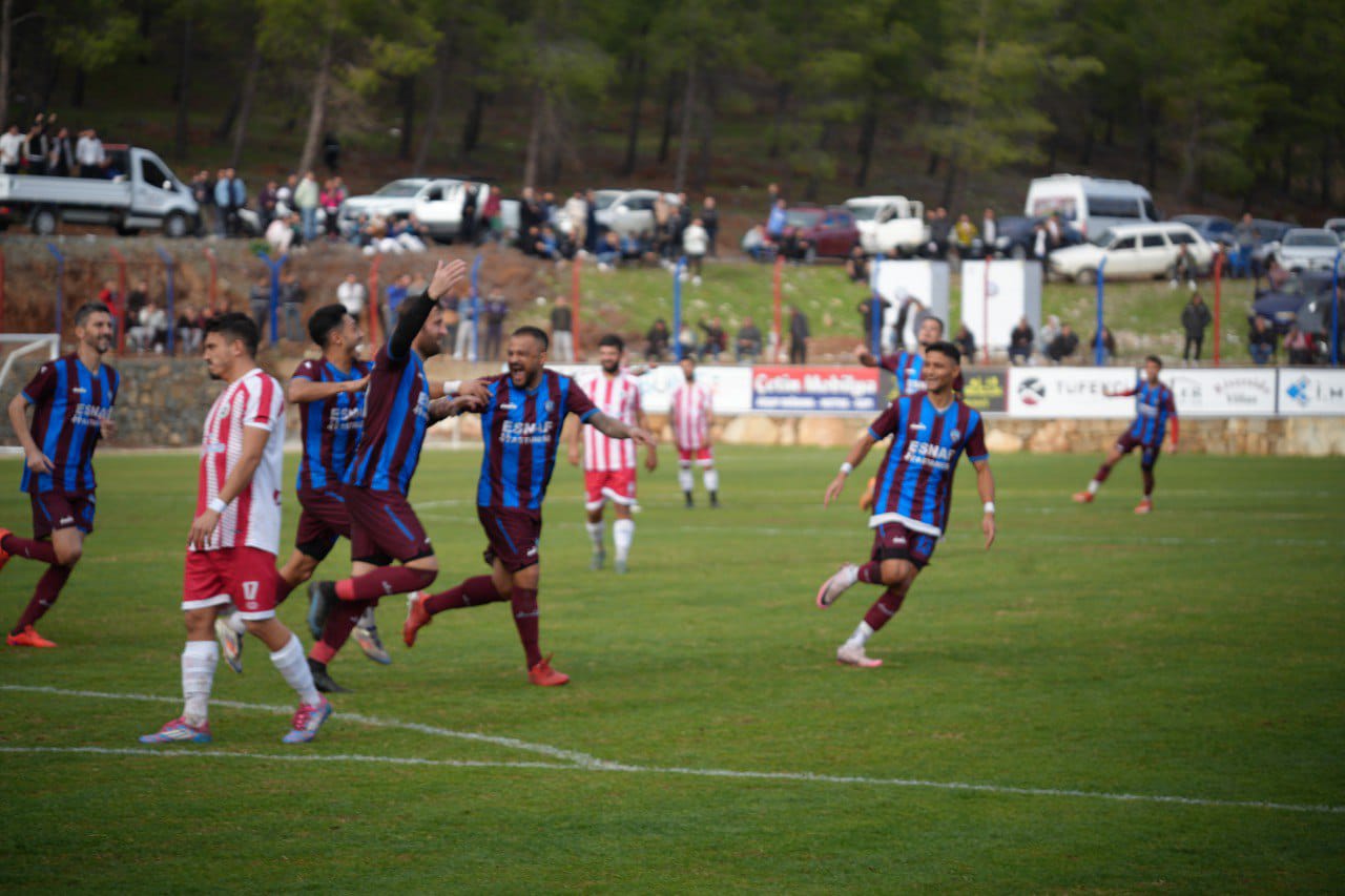 Derbinin Güleni, Seydikemerspor Oldu (3)