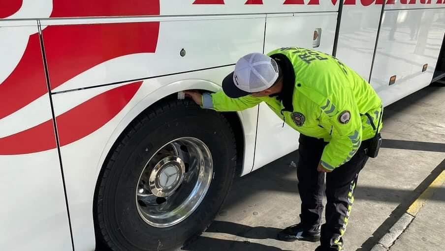 Zorunlu Kış Lastiği Uygulaması Başladı 4