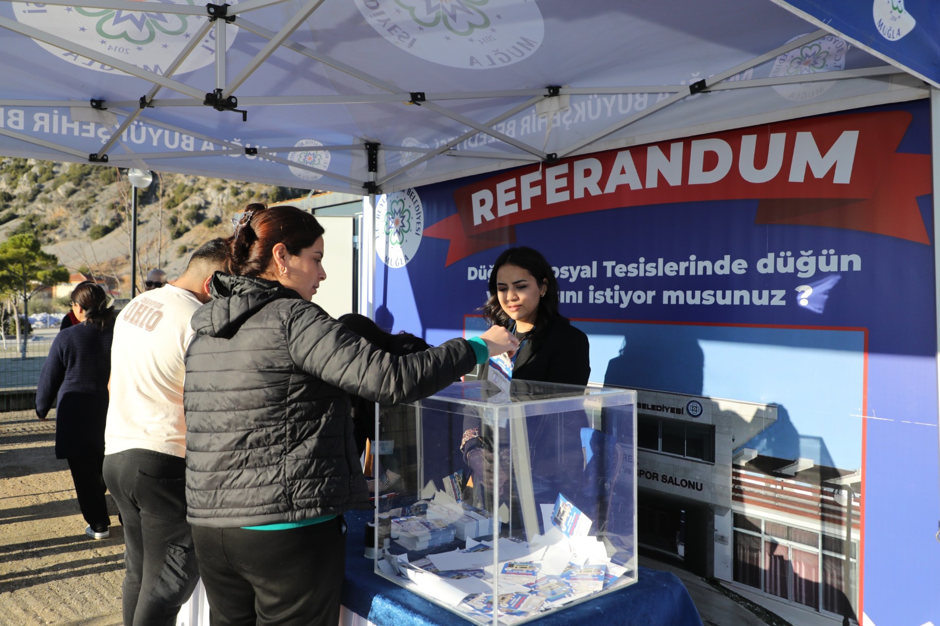 Büyükşehir Halka Sordu Sandıktan ‘Düğün’ Çıktı (6)