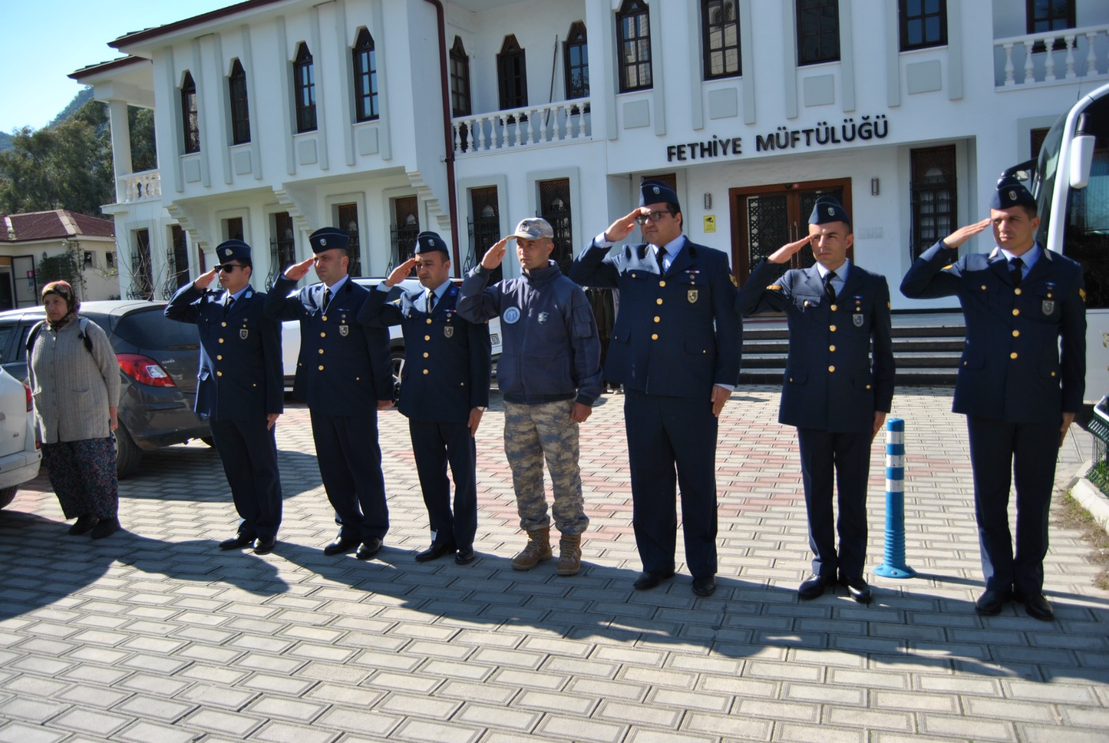 Emekli Kurmay Albay Son Yolculuğuna Askeri Törenle Uğurlandı (8)