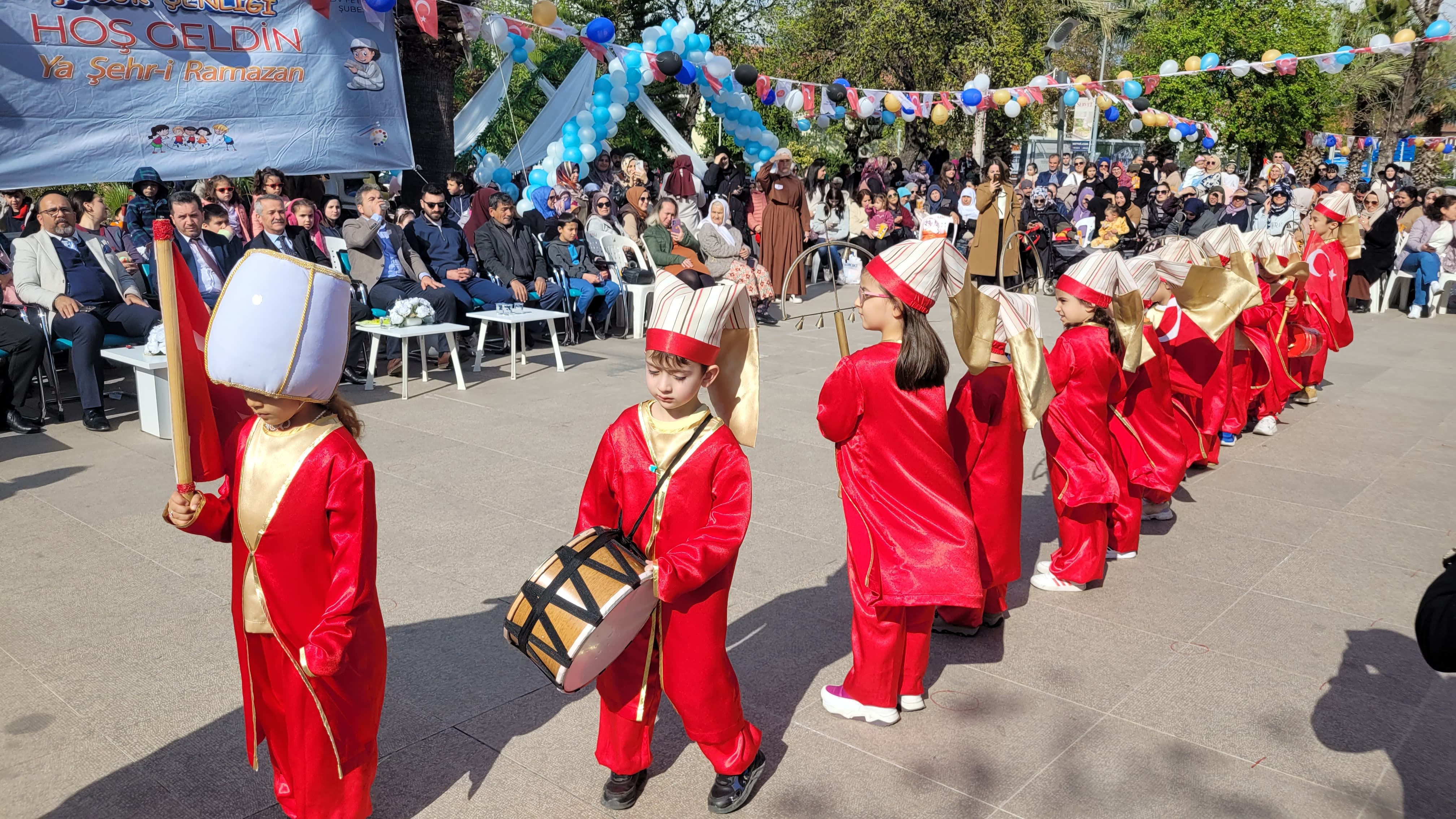 Fethiye’de Ramazan Ayı, Çocuk Şenliği Coşkusu (4)