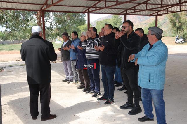 19 Yıl Sonra Aydınlatılan Cinayetin Kurbanı Son Yolculuğuna Uğurlandı (8) (Copy)