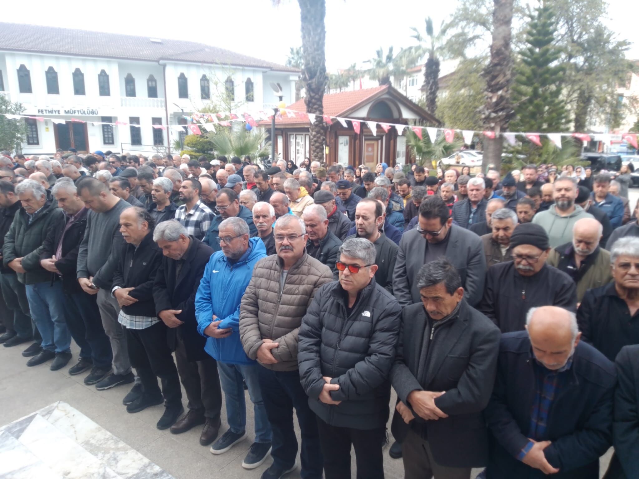 4E98237C D451 4431 B7Ef F3C063164A94