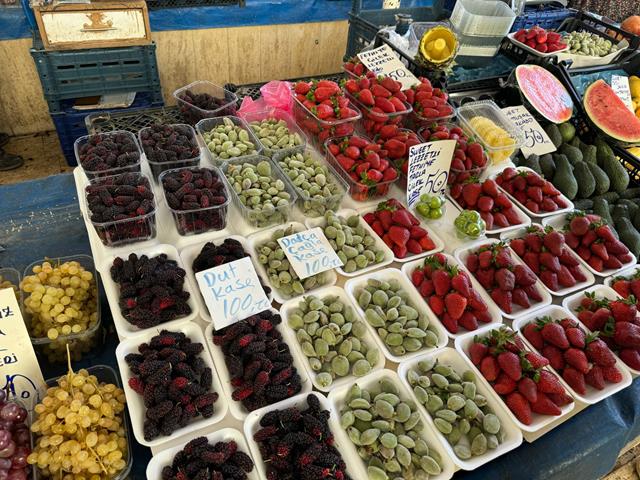 Fethiye Salı Pazarında Bahar Hareketliliği (9) (Copy)