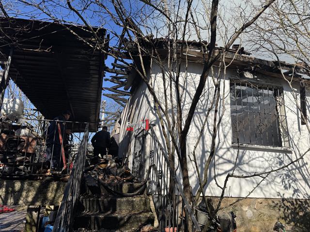 Fethiye’de Yangın Faciası 2 Kişi Hayatını Kaybetti (14) (Copy)