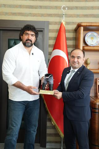 Dualı Çayırların Dev Adamı Seydikemerspor’a Transfer Oldu (4) (Copy)