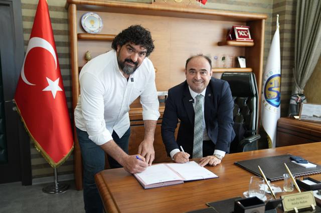 Dualı Çayırların Dev Adamı Seydikemerspor’a Transfer Oldu (5) (Copy)
