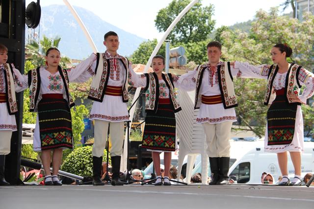 Fethiye'de 23 Nisan Kortej Ve Şöleni Büyük İlgi Gördü (14) (Copy)