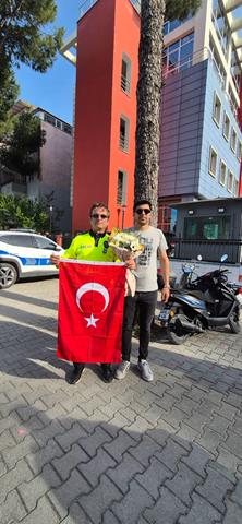 Fethiye’de 8 Yıl Görev Yapan Trafik Polisi Hayrullah Kılıç Emekli Oldu (8) (Copy)