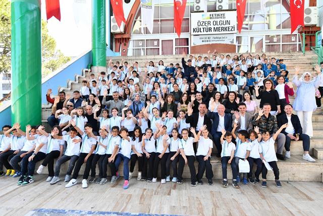 Fethiye’de Çevre İçin Buluştular Çizdiler, Söylediler, Dans Ettiler! (11) (Copy)