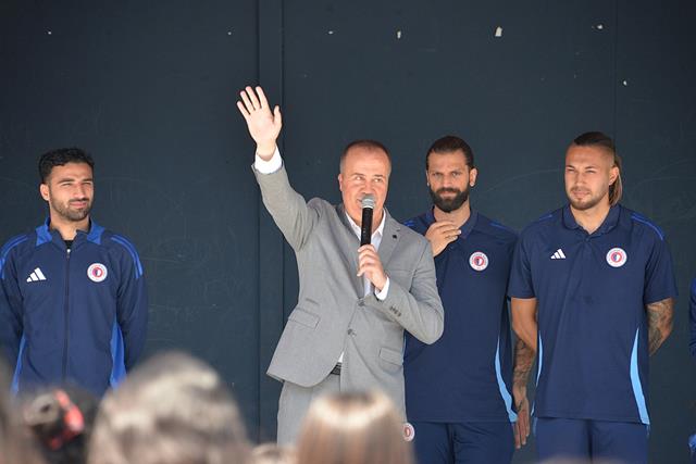 Fethiyespor’dan Öğrencilere 23 Nisan Sürprizi (2) (Copy)