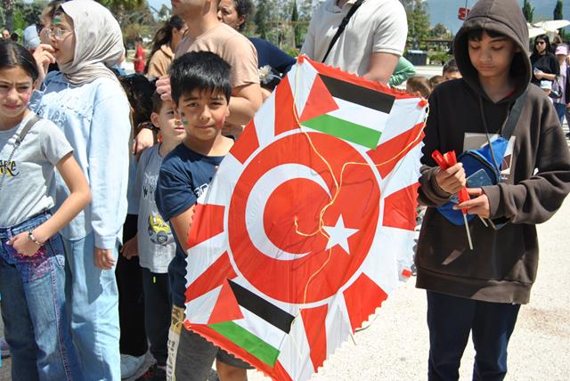Filistinli Çocuklar İçin Çizdiler (17) (Copy)