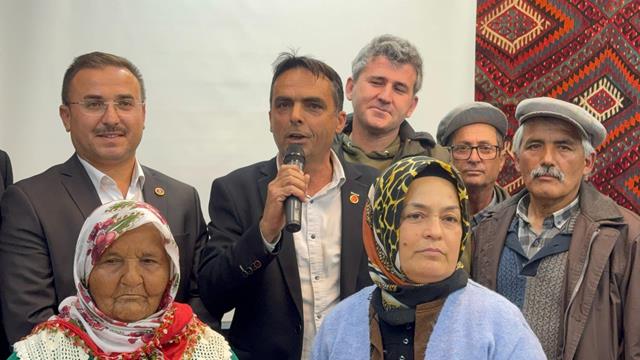 Sevdim Sevdim Klibi Karaçulha’da Gala Gecesiyle Tanıtıldı (5) (Copy)