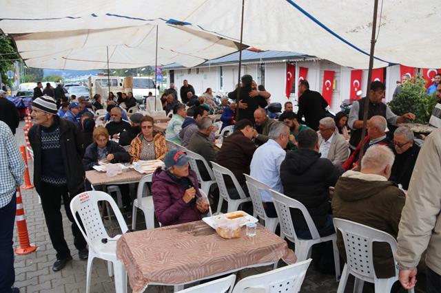 Çalış Boat Kooperatifi'nden 35. Yılı Sezon Açılış Yemeği (14) (Copy)