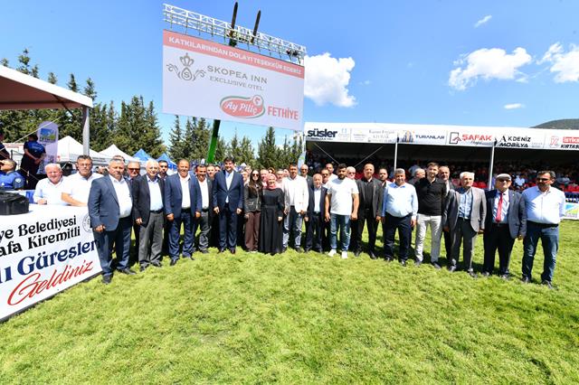 Fethiye Belediyesi 3. Mustafa Kiremitli Yağlı Güreşleri Coşkuyla Başladı (11) (Copy)