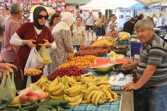 Fethiye Pazarlarında Yaz Hareketliliği Başladı (2) (Copy)