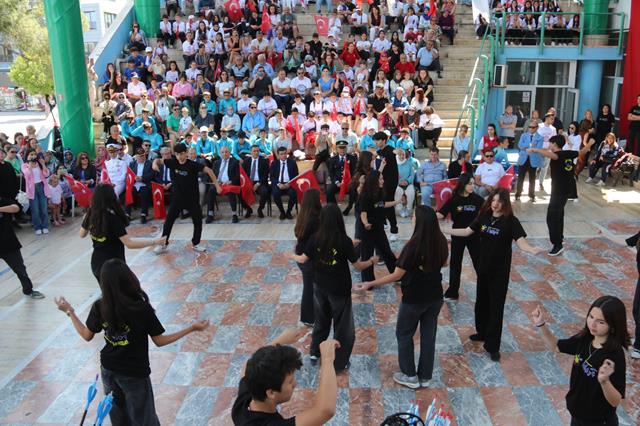 Fethiye’de 19 Mayıs Coşkusu Tören Ve Etkinliklerle Kutlandı (17) (Copy)