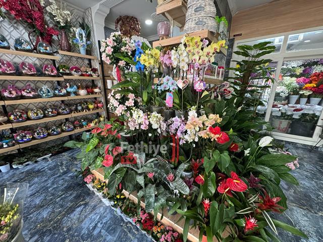 Fethiye’de Çiçekçiler Anneler Günü’ne Hazırlandı (10) (Copy)
