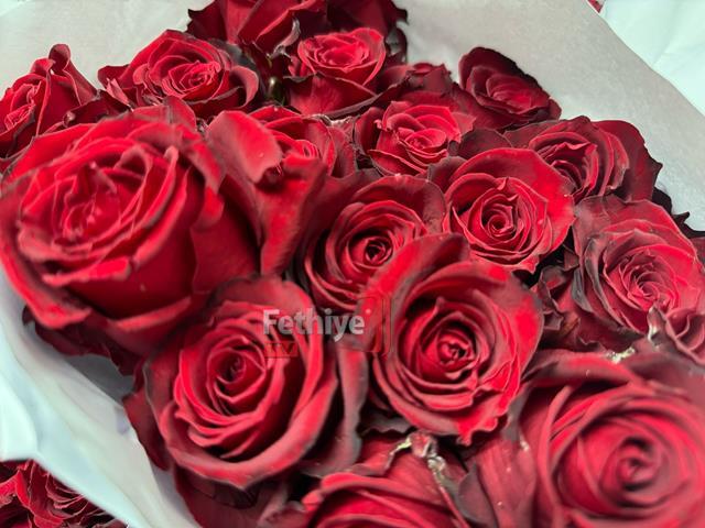 Fethiye’de Çiçekçiler Anneler Günü’ne Hazırlandı (3) (Copy)