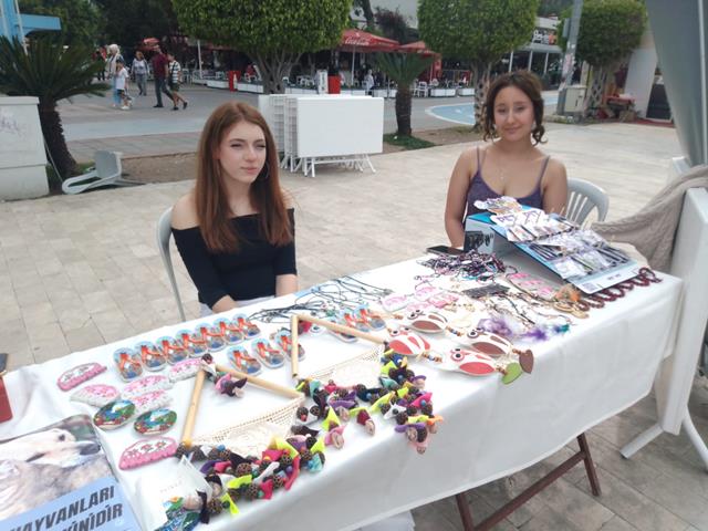 Fethiye'de Geleneksel Anneler Günü Kermesi Kuruldu (2) (Copy)