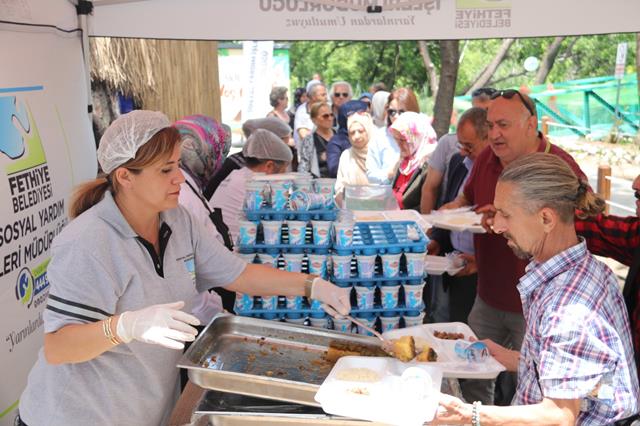 Fethiye’de Özel Bireyler Doyasıya Eğlendi (3) (Copy)