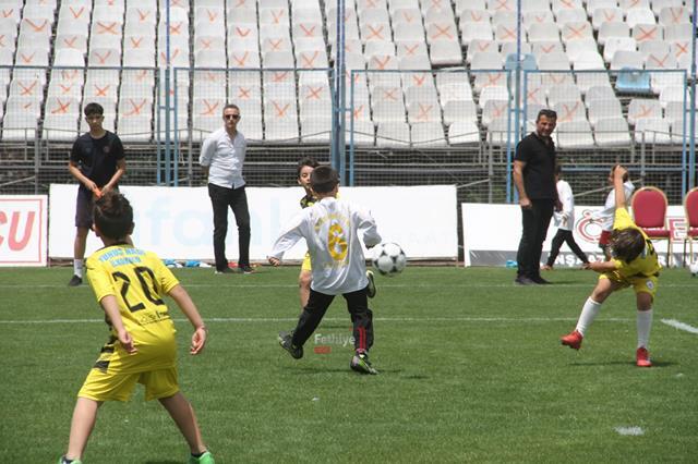 Fethiyespor, “Geleceğin Yıldızlarını Arıyor” Turnuvası Başladı (6) (Copy)