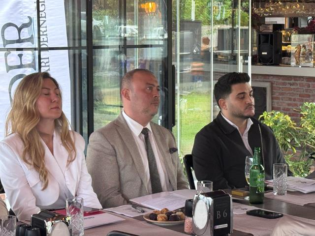 Gesi̇fed, Li̇i̇der Ev Sahi̇pli̇ği̇nde Toplandi (4) (Copy)