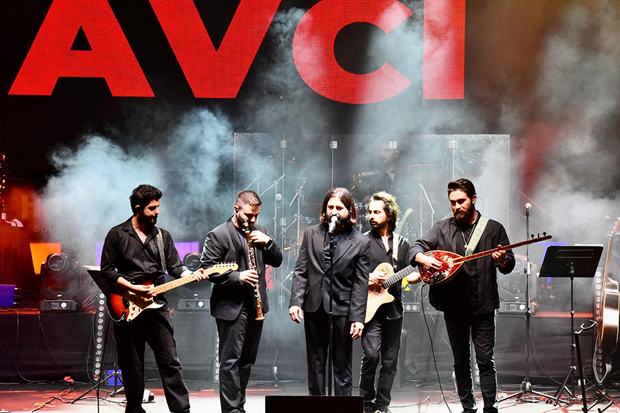 Koray Avcı Konser (2) Kopya