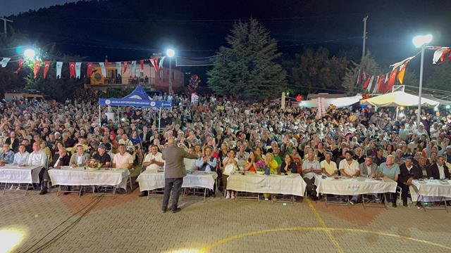 25. Ni̇f Ki̇raz Festi̇vali̇ Coşkuyla Kutlandi (3) (Copy)