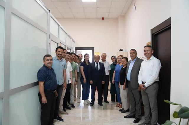 Başkan Önder Akdenizli, Bayram Öncesi Mesai Arkadaşlarıyla Bayramlaştı (3) (Copy)