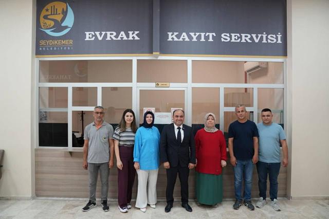 Başkan Önder Akdenizli, Bayram Öncesi Mesai Arkadaşlarıyla Bayramlaştı (6) (Copy)