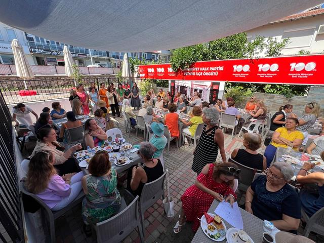 Chp Fethiye Kadın Kolları Başkanından Tanışma Etkinliği (13) (Copy)