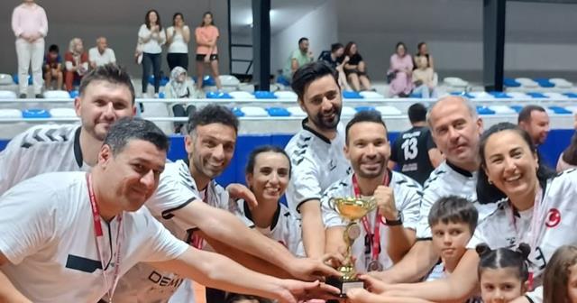 Fethiye'de Gençlik Spor Ve İlçe Müdürlüğü Şampiyon Oldu (2) (Copy)