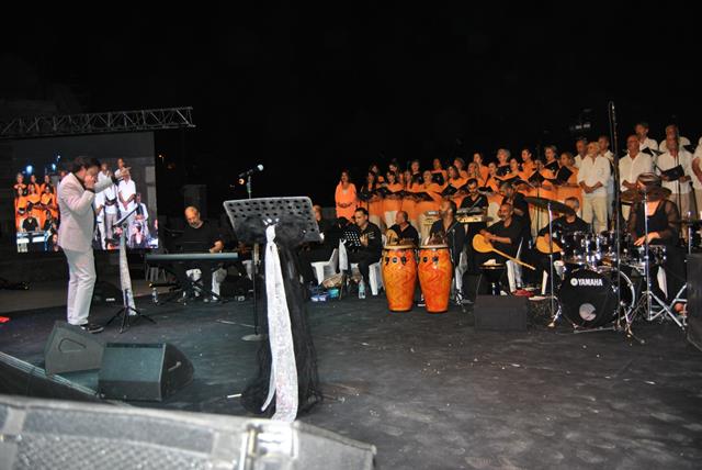 Nev Eda Topluluğu Büyüledi (12) (Copy)