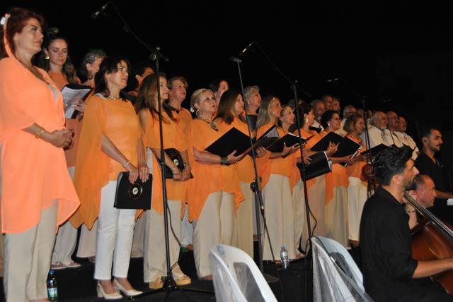 Nev Eda Topluluğu Büyüledi (6) (Copy)