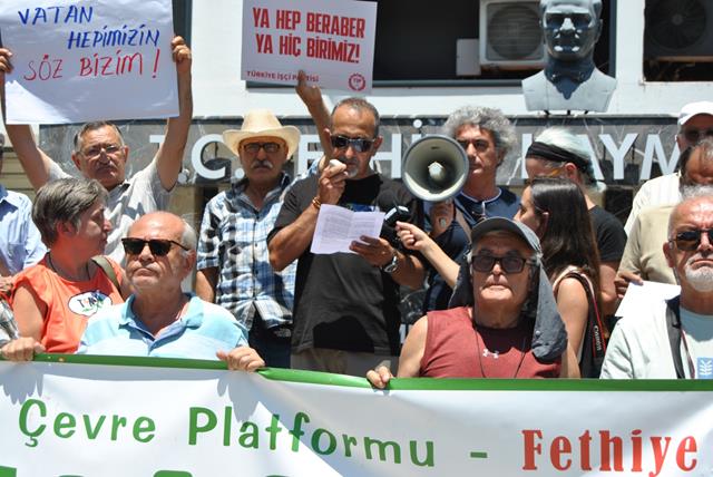 Zeytinlerimize Sahip Çıkmak İçin Biraraya Geldiler (11) (Copy)