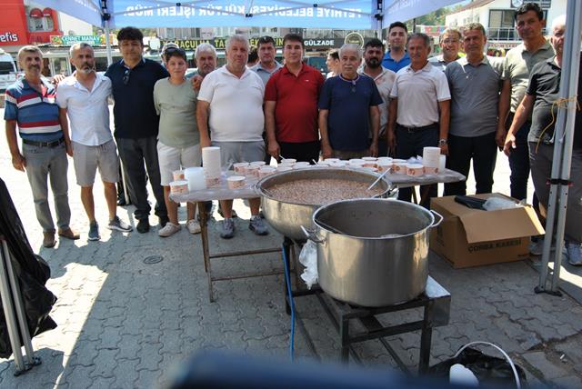 Aşure Etkinliğine Yoğun İlgi Oldu (7) (Copy)