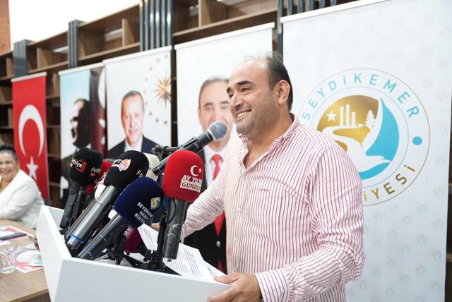 Başkan Akdenizli, Gazetecilerle Bir Araya Geldi (10) (Copy)
