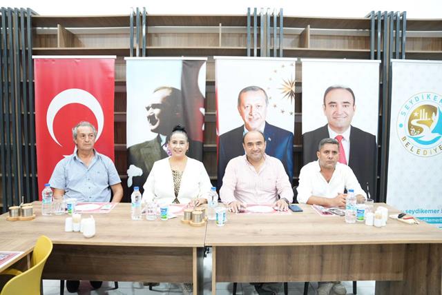 Başkan Akdenizli, Gazetecilerle Bir Araya Geldi (7) (Copy)