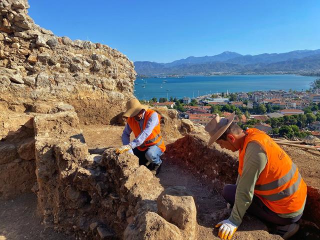 Fethiye Kalesi Kazılarında ‘Şapel’ Ortaya Çıkarıldı (10) (Copy)